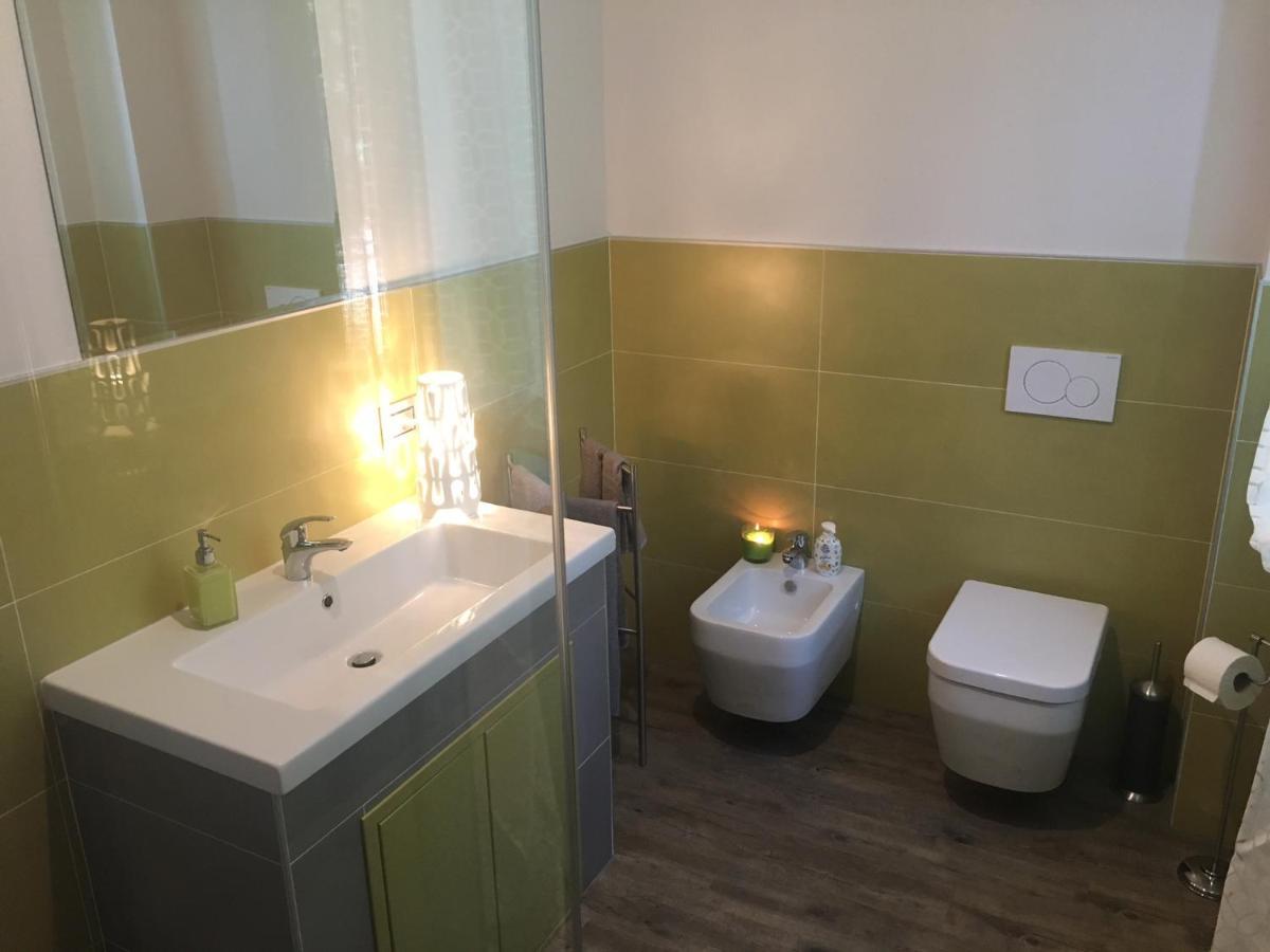 B&B Arcobaleno Longone al Segrino Экстерьер фото