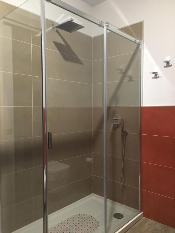 B&B Arcobaleno Longone al Segrino Экстерьер фото